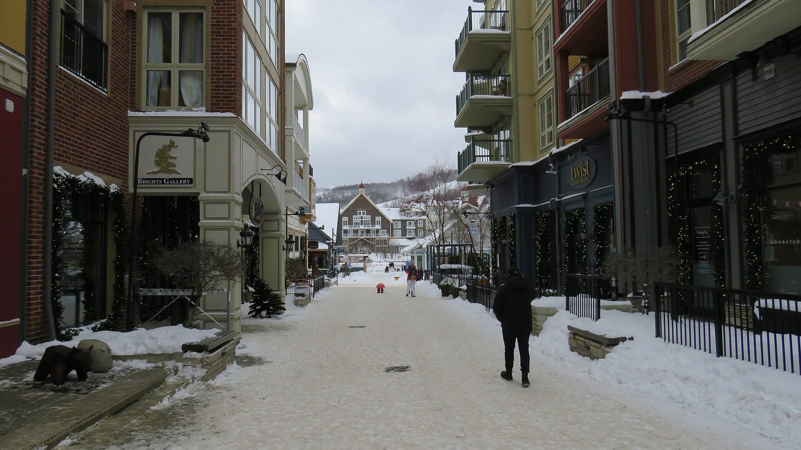 The pedestrian village at Blue Mountain — The Blue Mountains